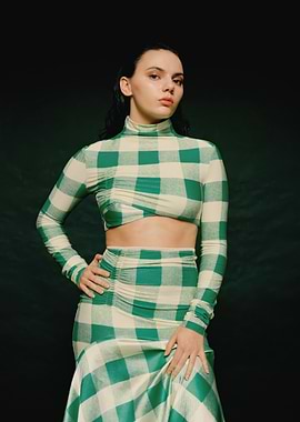 dafne keen in Green Gingham Outfit