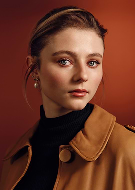thomasin mckenzie in Brown Coat
