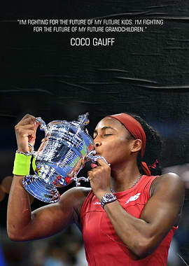 Coco Gauff kisses US Open trophy