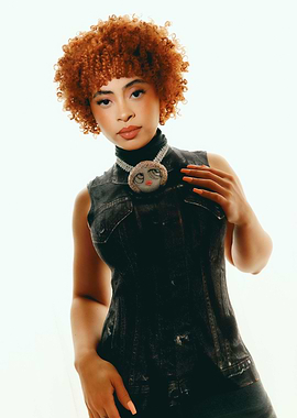 Ice Spice with unique necklace