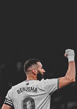 Karim Benzema celebrating