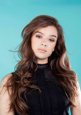 Hailee Steinfeld Portrait