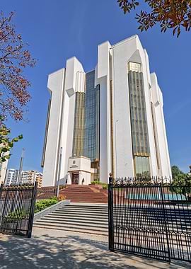 Modern Government Building with Grand Entrance