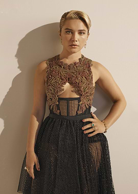 Florence Pugh in a unique dress