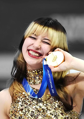 alysa liu Figure Skater with Gold Medal