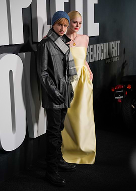 Elle Fanning and Justice Smith at Premiere