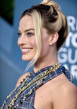Margot Robbie at the SAG Awards