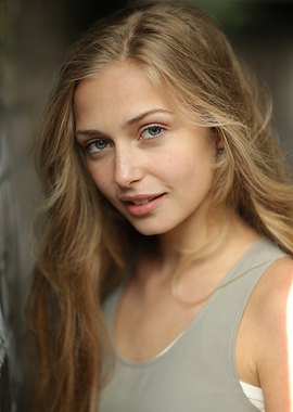 Sophie Simnett with Blonde Hair