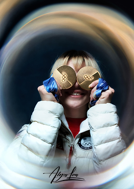 Alysa Liu with Gold Medals