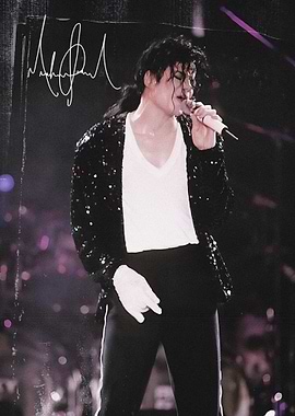 Michael Jackson Performing on Stage