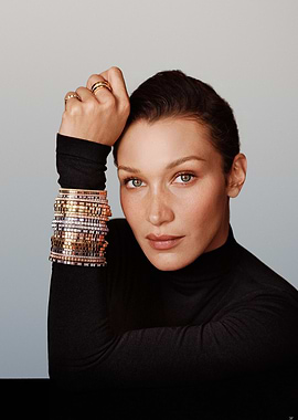 Bella Hadid wearing jewelry
