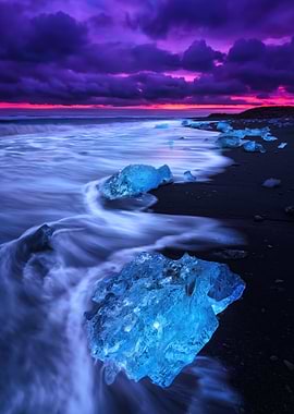 Diamond Beach Icebergs at Sunset