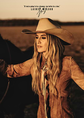 Country Singer Lainey Wilson in Cowboy Hat