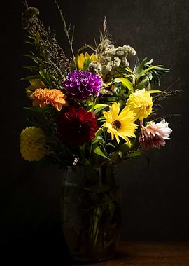 Vibrant Autumn Flower Arrangement