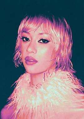 Megan KATSEYE 'PINKY UP'