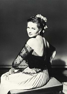 Yvonne De Carlo Vintage