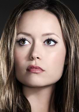 Close-up Portrait of a Summer Glau