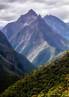 Majestic Mountain Peaks and Lush Valleys