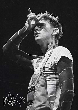 Machine Gun Kelly performing