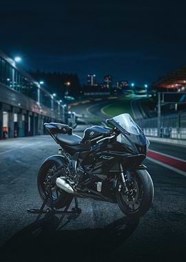 Black Yamaha R7