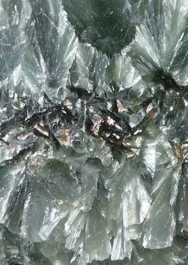 Seraphinite — Angel Wings from Siberia