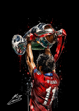 Mohamed Salah lifts the Champions League trophy