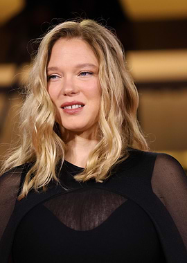 Léa Seydoux Black Dress