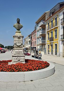 Antonio Rodrigues Sampaio Statue in Esponede