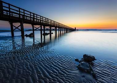 Wooden pier and little lighthouse in Lignano Sabbiadoro ...