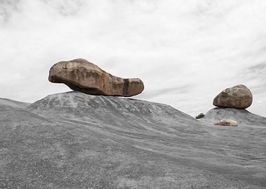 Balancing boulders