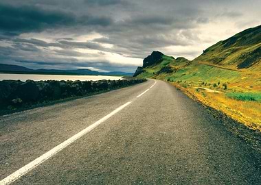 The Road - Icelandic Beauty