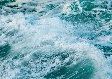 Collide | Rolling ocean waves