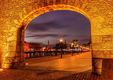 Albert Dock through the Albert Dock Gate