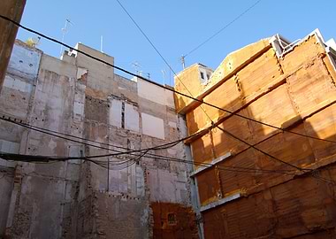 'Urban Blue Sky' Whilst walking in the city of Alicant ...