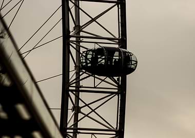 Black and white image of the London Eye in Silhouette