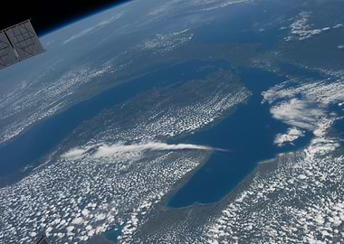 Lago visto del espacio