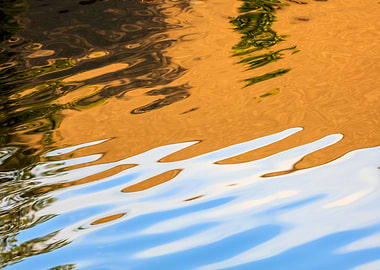 Abstract Reflected Pattern