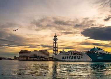 Sunset in Port de Barcelona