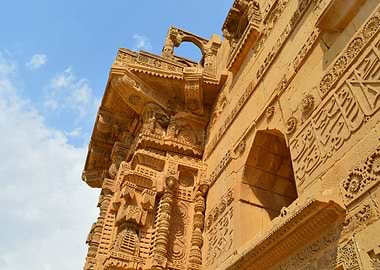 Front of Jam Nizamudduin Nindo Khan Tomb Thatta