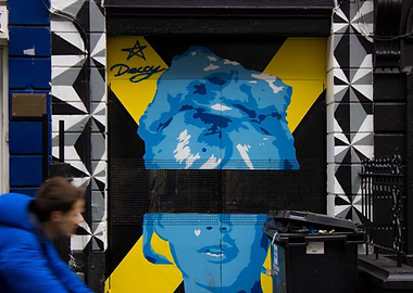 Whats behind the yellow X