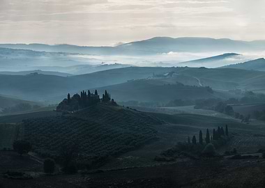 Cold morning in Toscany