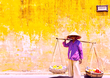 The women and old Town