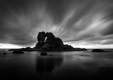 Hole in the rock Anawhata