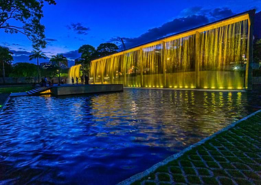 Artificial waterfall