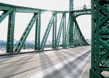Liberty bridge