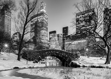 Gapstow Bridge and Snow
