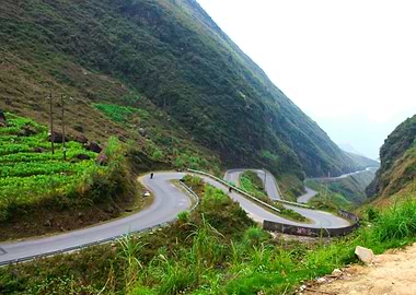 Tham Ma slopes Ha giang