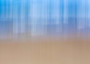 Vertical beach blur IV