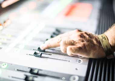 Mixing board macro in club