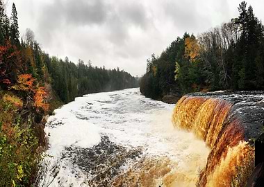 Tahquamenon Falls